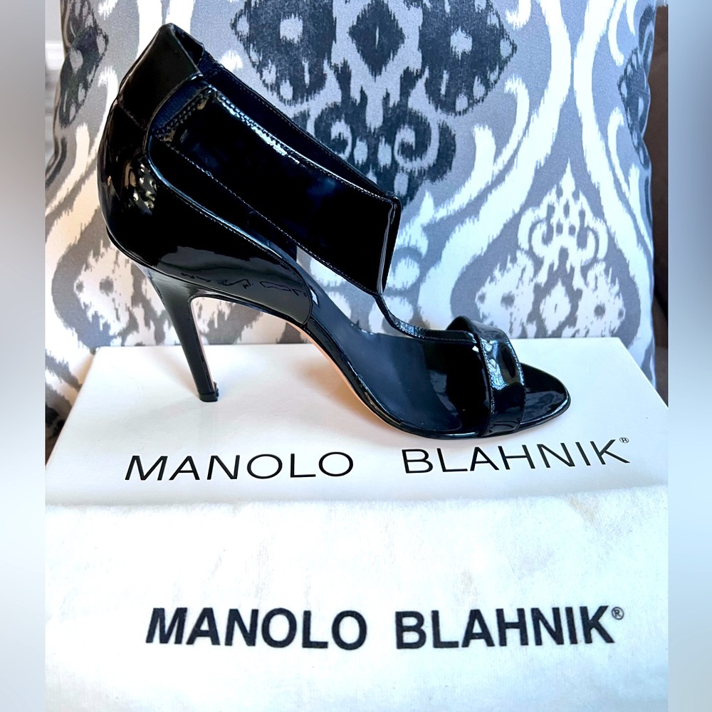 Manolo Blahnik Classic T-Strap Heel